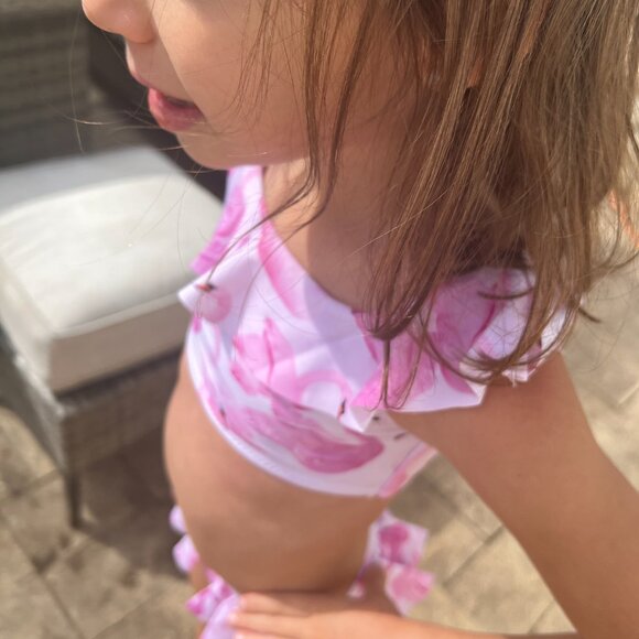 NWT STELLA COVE Ruffled Pink Flamingos off the shoulder swimsuit 4T - Picture 9 of 11